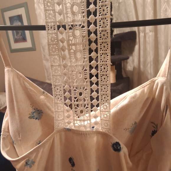 A blue no boundaries dress - Picture 7 of 9